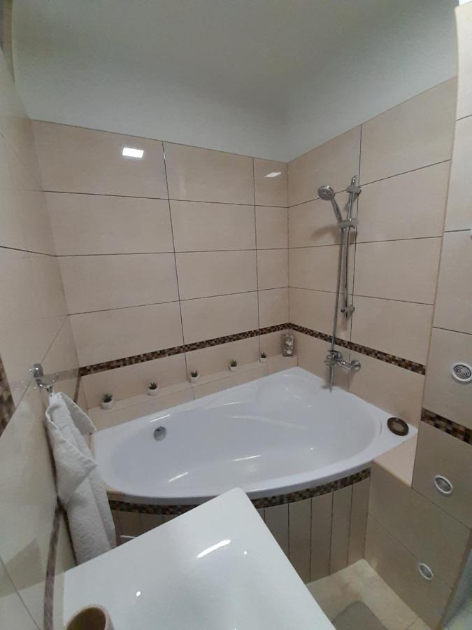 Beautiful Apartment In The City Center Spisska Nova Ves Luaran gambar